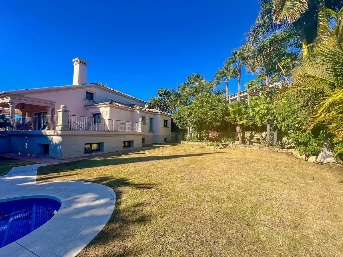 Jardín de Casa adosada en venta en Benahavís con Aire acondicionado y Terraza