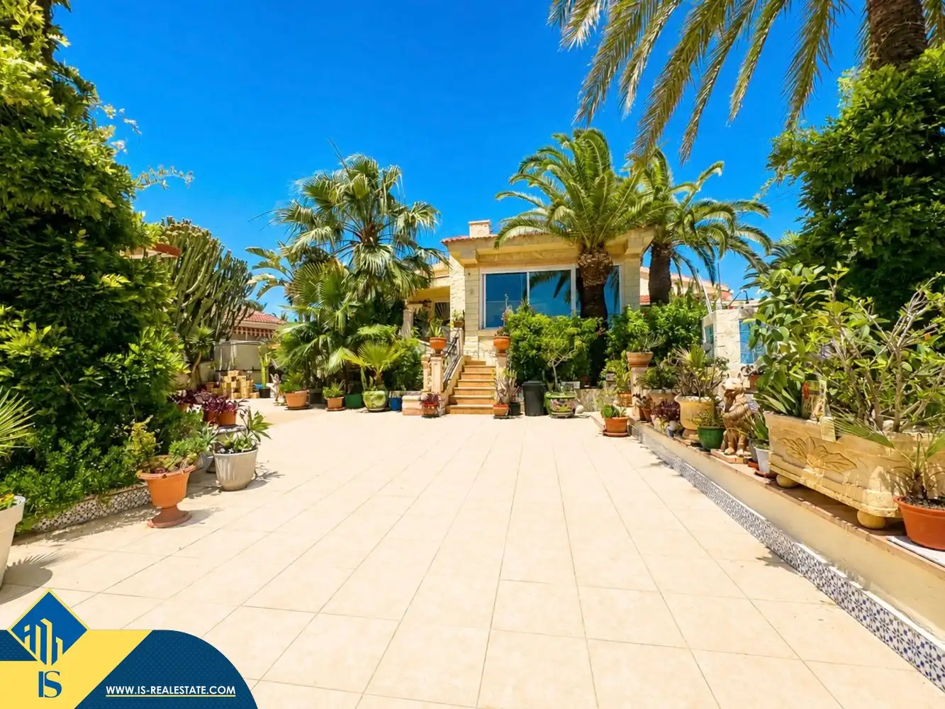 Chalet con piscina en venta en Ciudad Quesada