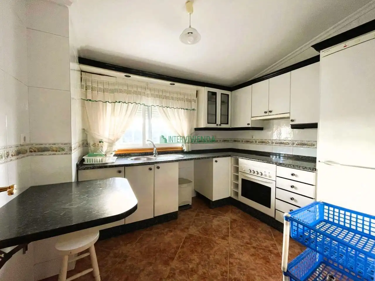 Cocina de Casa o chalet en venta en Redondela con Calefacción, Jardín privado y Terraza