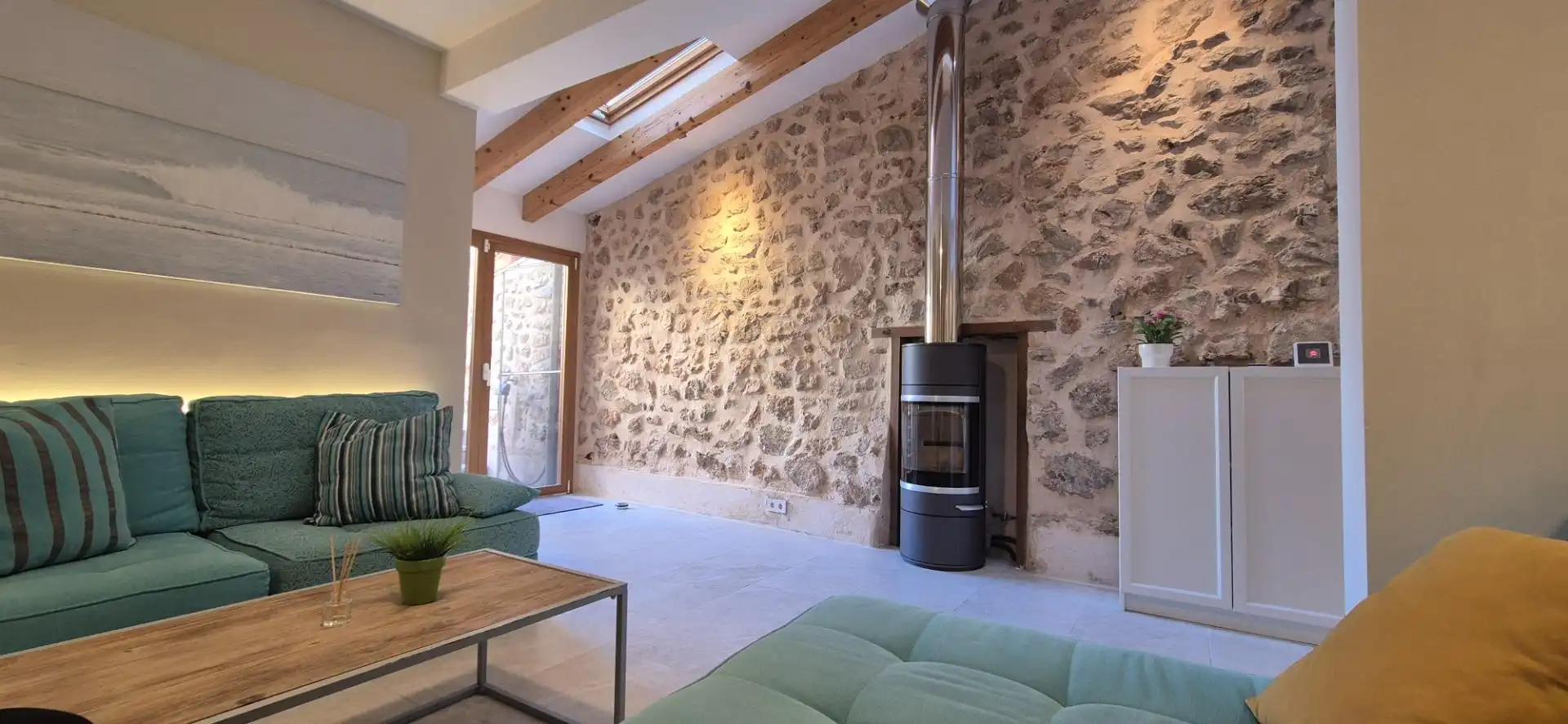 Sala de estar de Finca rústica en venta en Alaró con Aire acondicionado, Calefacción y Terraza