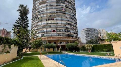 Photo 3 of Flat for sale in Juzgados - Plaza de Toros, Benidorm