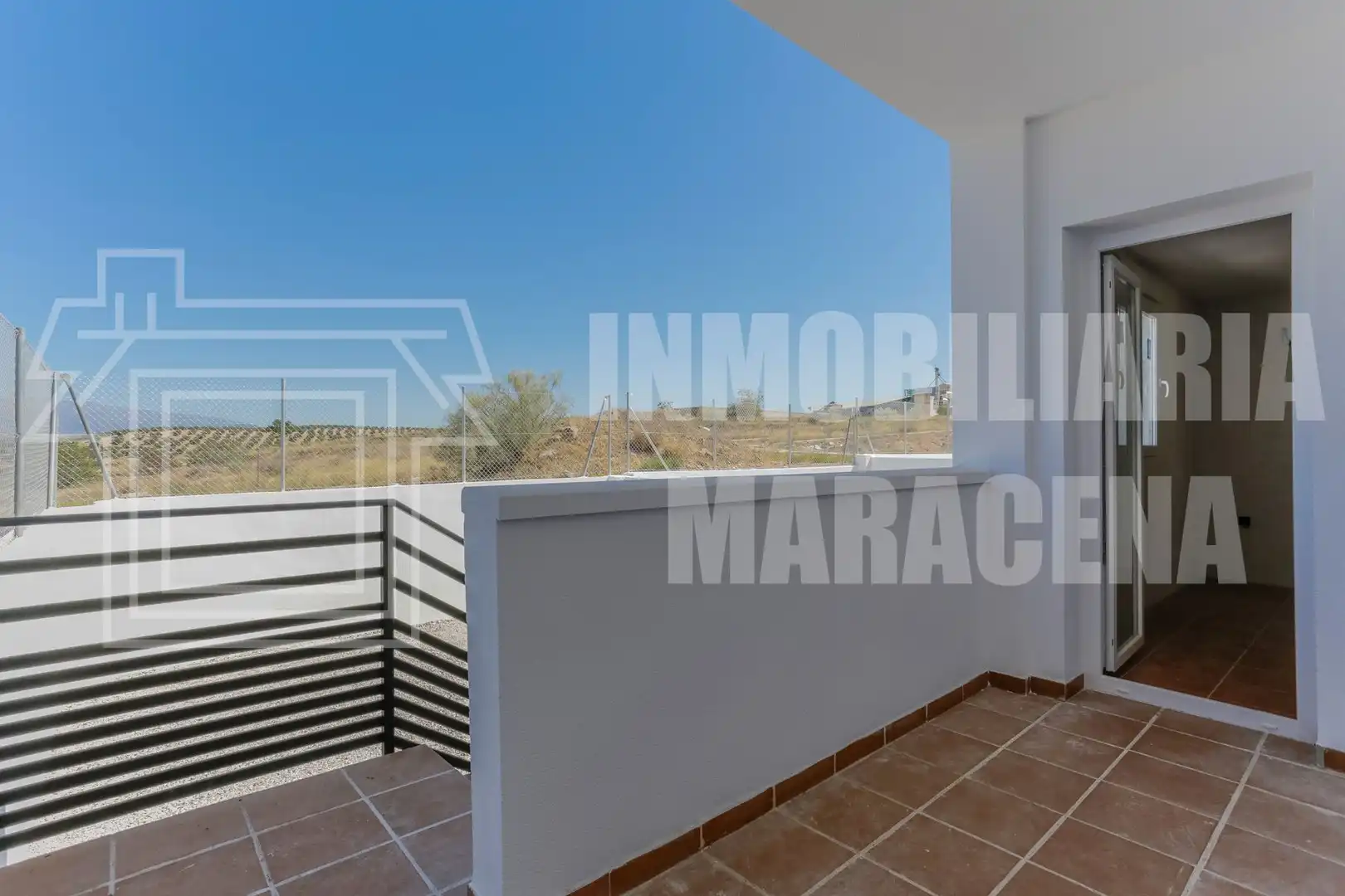 Casa adosada en venta en Láchar