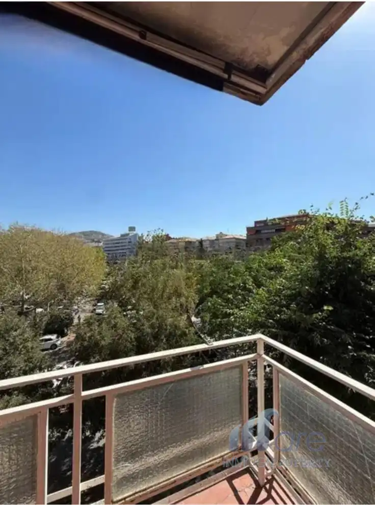 Vista exterior de Piso en venta en Granada con Calefacción, Terraza y Amueblado