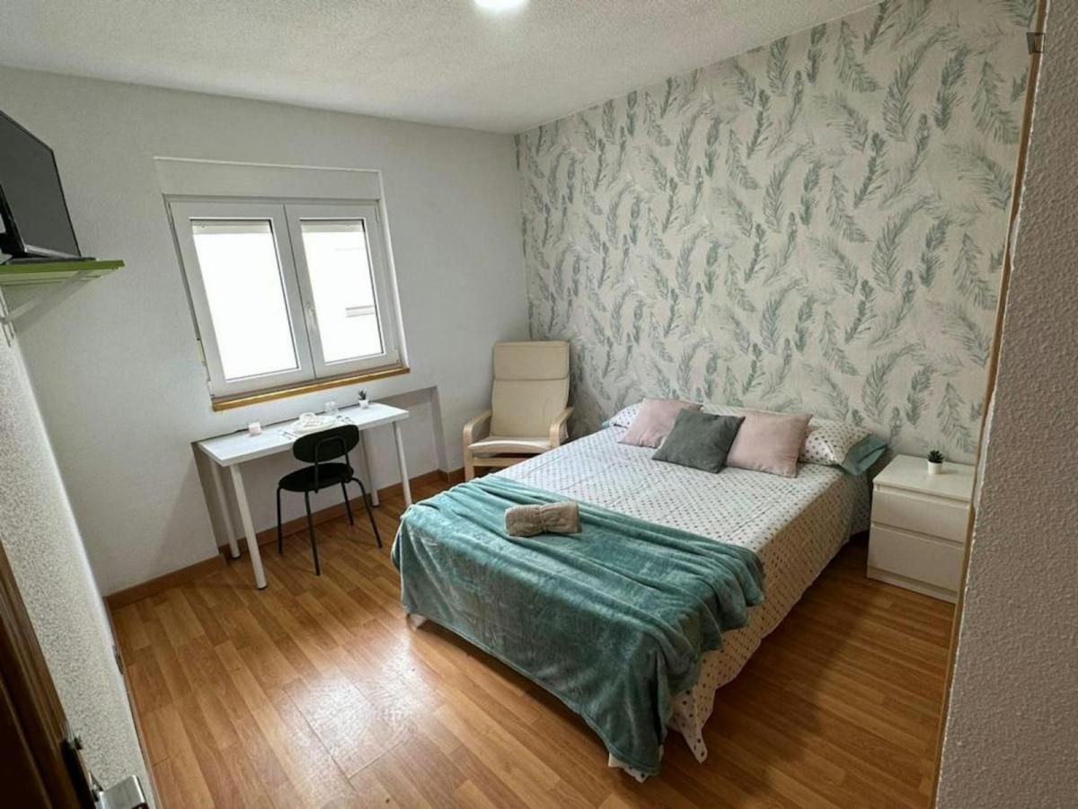 Bedroom of Apartment to share in Alcalá de Henares  with Heating, Furnished and Oven