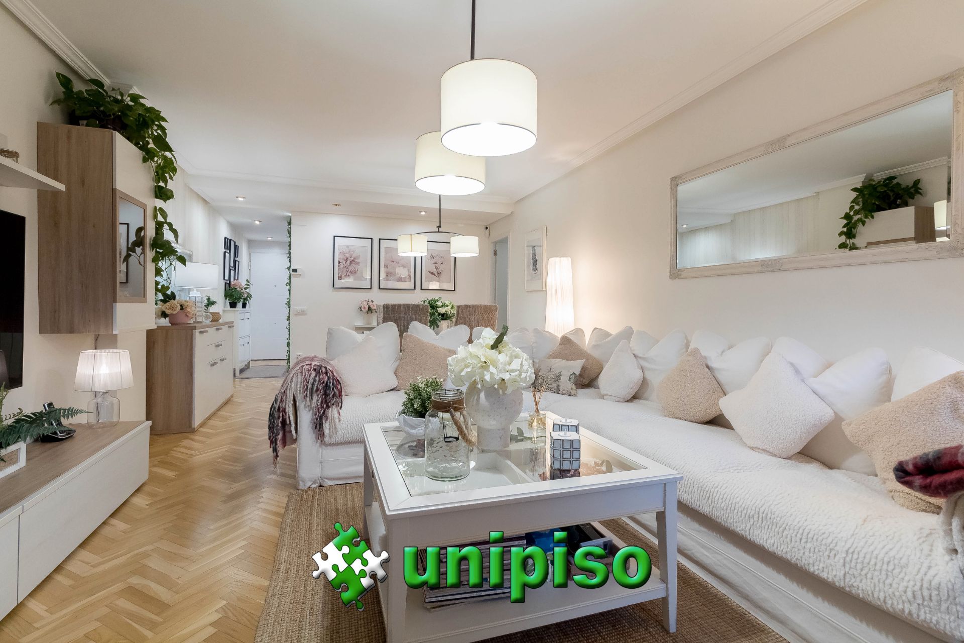 Sala de estar de Piso en venta en Leganés con Aire acondicionado, Trastero y Piscina comunitaria