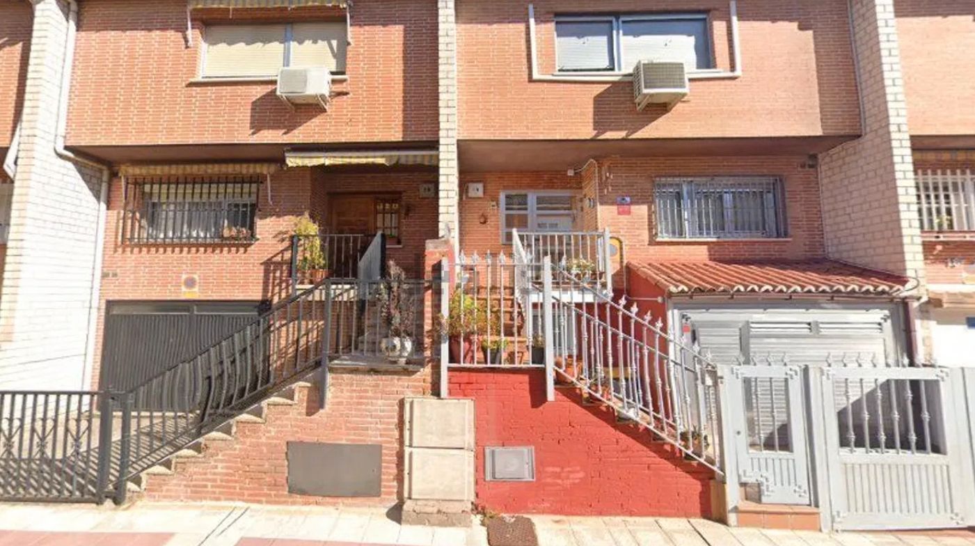 Exterior view of House or chalet for sale in Getafe  with Private garden