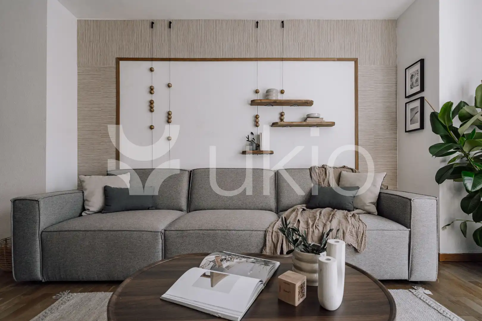 Sala de estar de Apartamento de alquiler en Madrid con Aire acondicionado, Calefacción y Amueblado