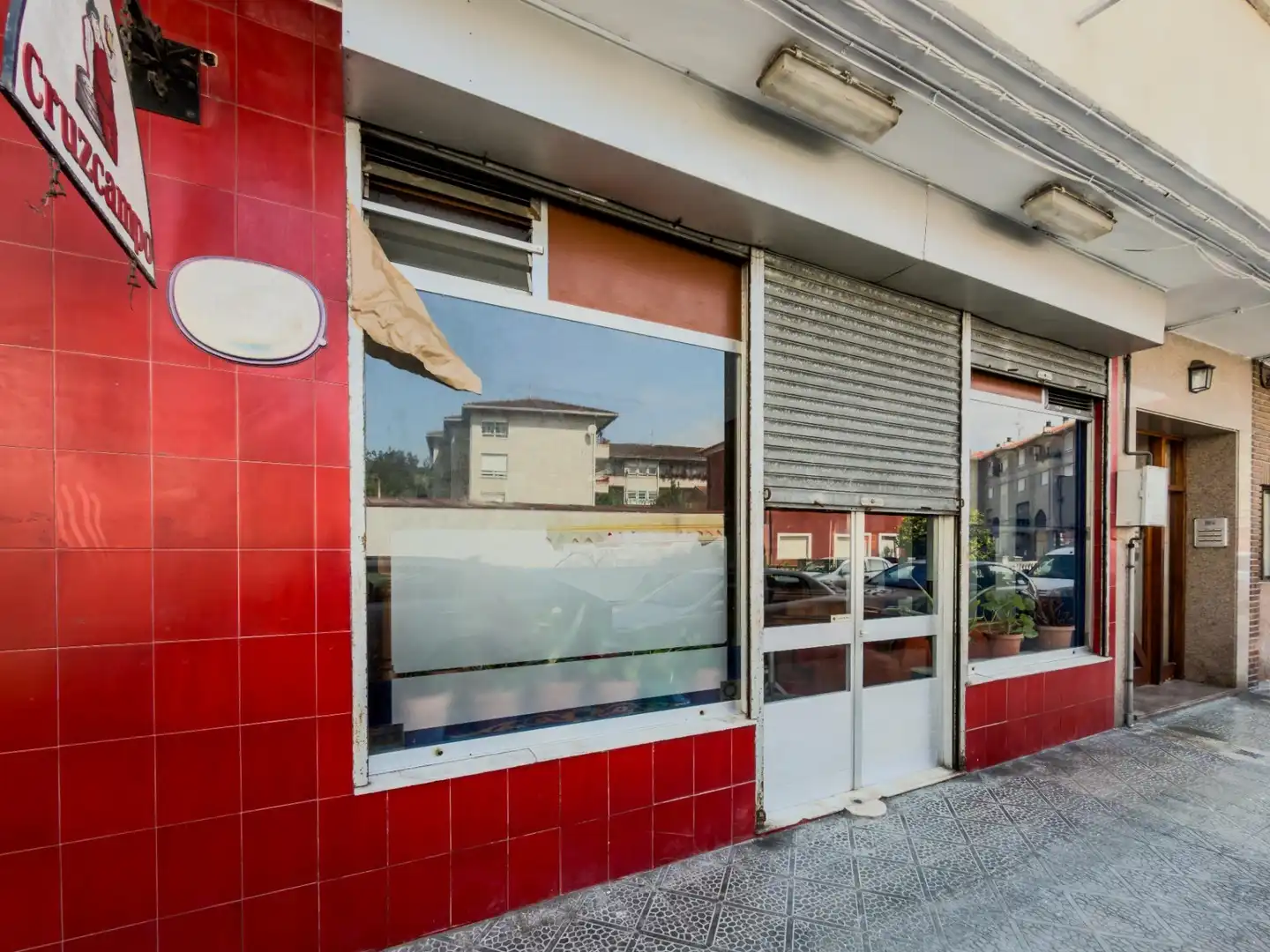 Local en venta en Avenida Manzanares, Santa María de Cayón