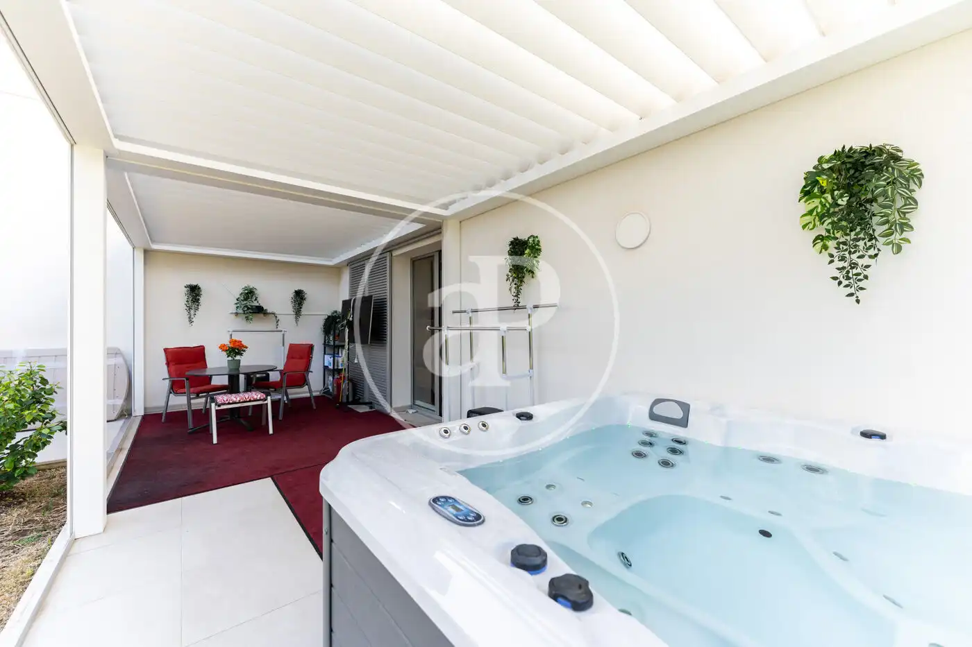 Terrasse von Einfamilien-Reihenhaus zum Verkauf in  Palma de Mallorca mit Klimaanlage, Heizung und Privatgarten