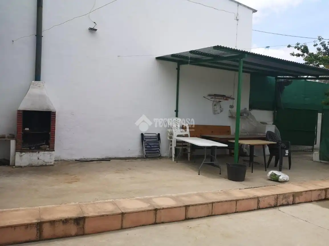 Terrassa de Finca rústica en venda en Lucena amb Jardí privat