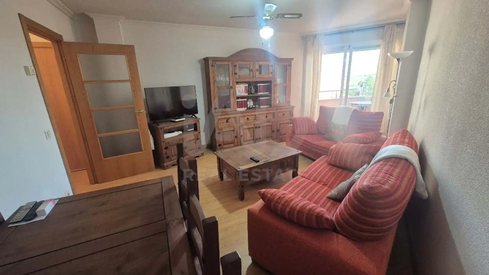 Sala de estar de Piso en venta en Villares de la Reina con Calefacción