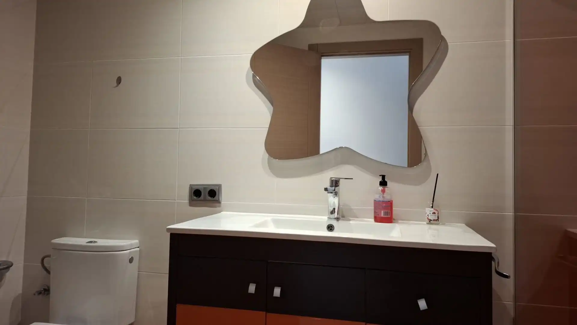 Baño de Casa o chalet en venta en Vallirana con Aire acondicionado, Calefacción y Terraza