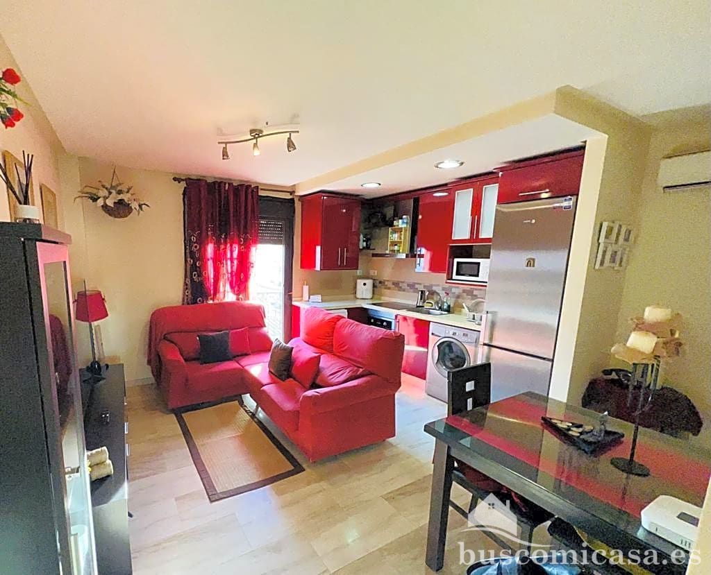 Study to rent in Gumersindo Azcárate, Centro ciudad