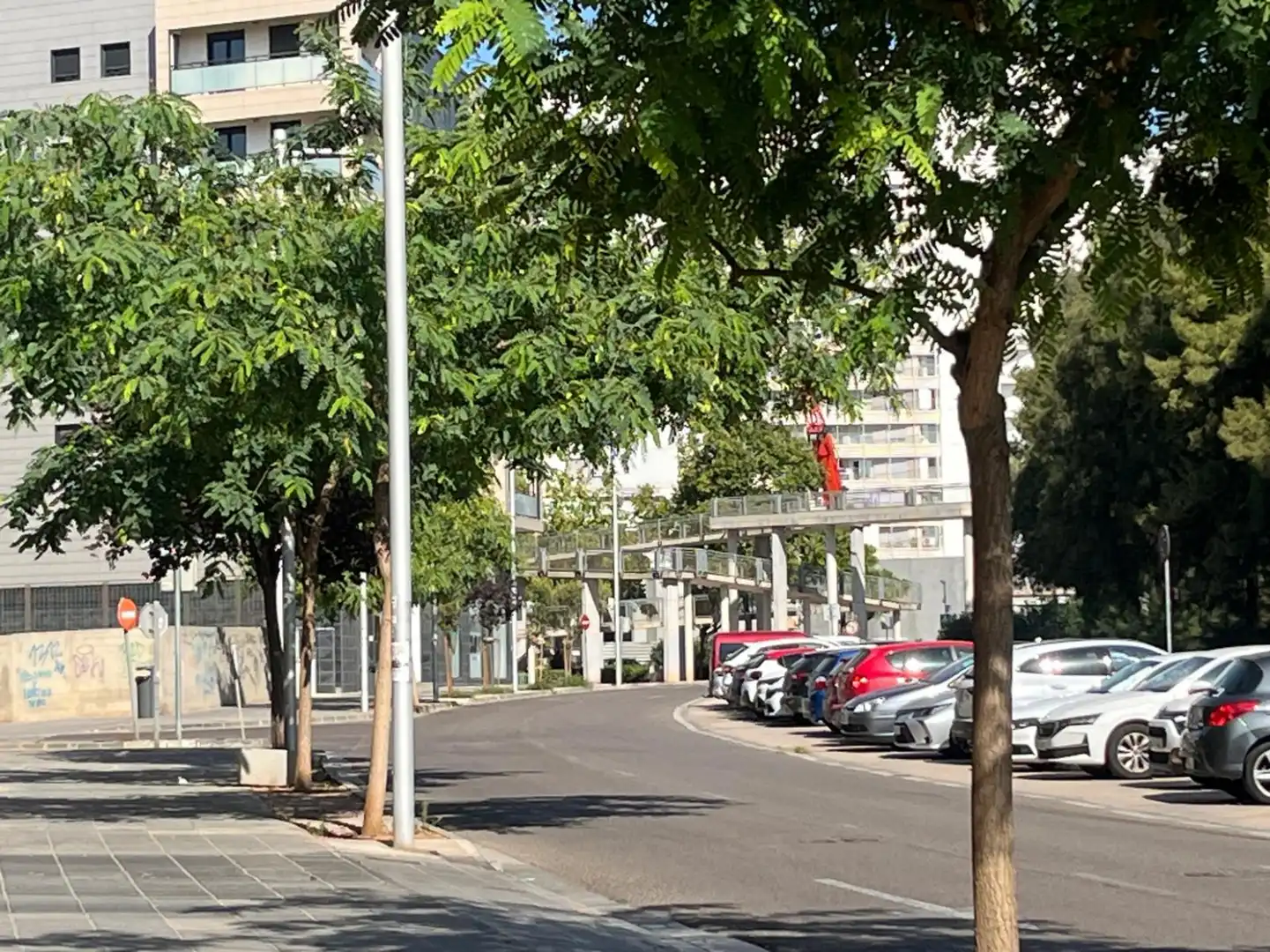 Vista exterior de Pis per a compartir en Torrent