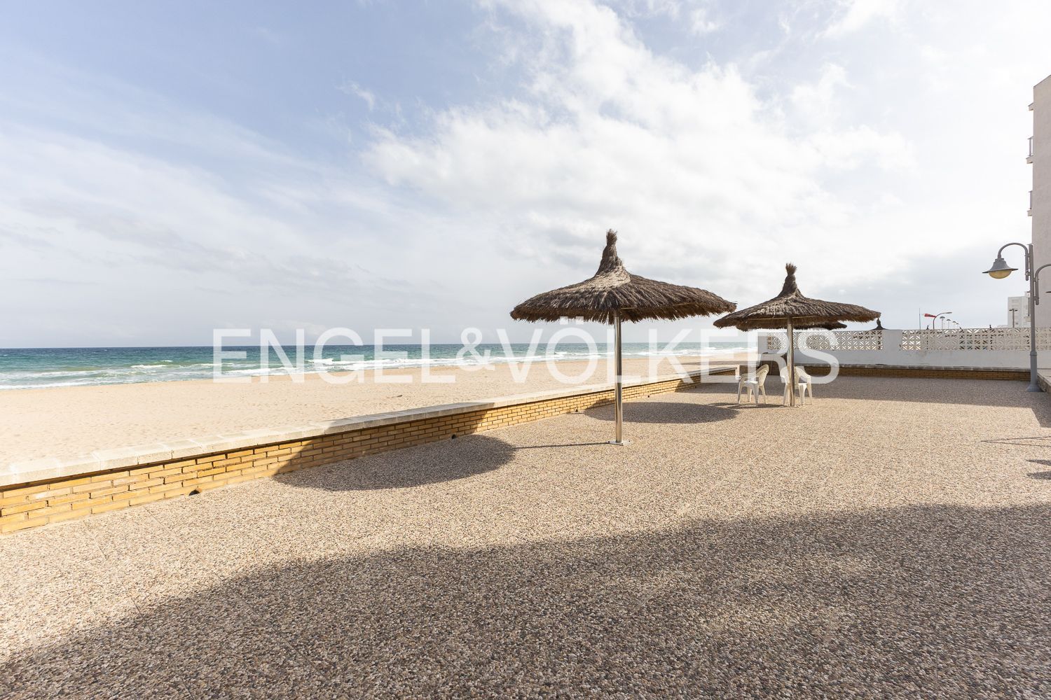 Vista exterior de Apartament en venda en  Valencia Capital amb Calefacció i Balcó