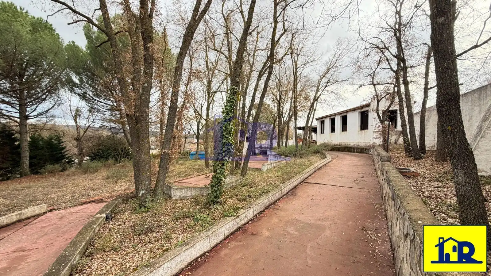 Casa adosada en venta en Arcas del Villar