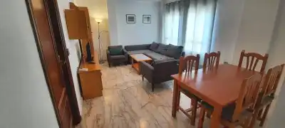 Sala d'estar de Apartament de lloguer en Córdoba amb Aire condicionat, Calefacció i Traster