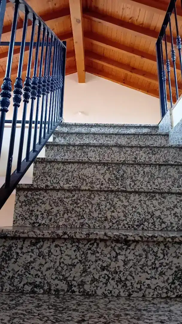 Casa adosada en venda en Las Mesas   amb Jardí privat, Moblat i Balcó