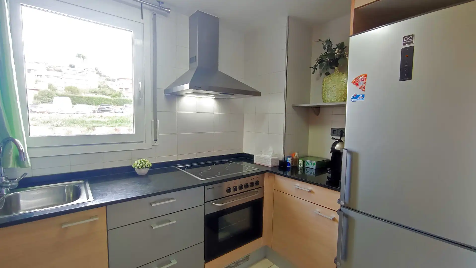 Cuina de Apartament en venda en Manresa amb Aire condicionat, Calefacció i Moblat