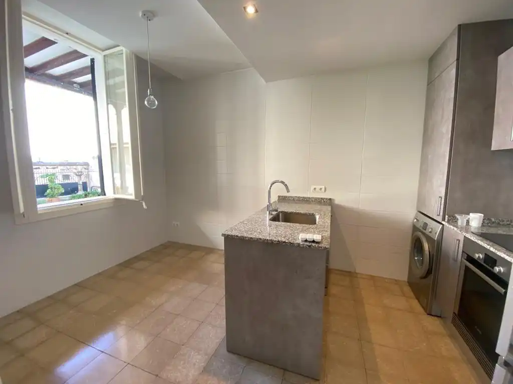Cocina de Piso de alquiler en  Palma de Mallorca con Aire acondicionado, Jardín privado y Trastero