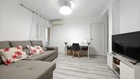 Living room of Flat for sale in  Madrid Capital  with Air Conditioner, Heating and Terrace