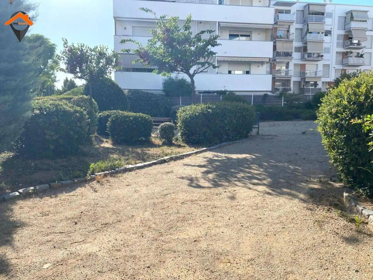 Parking de Piso en venta en Sabadell con Aire acondicionado, Calefacción y Parquet