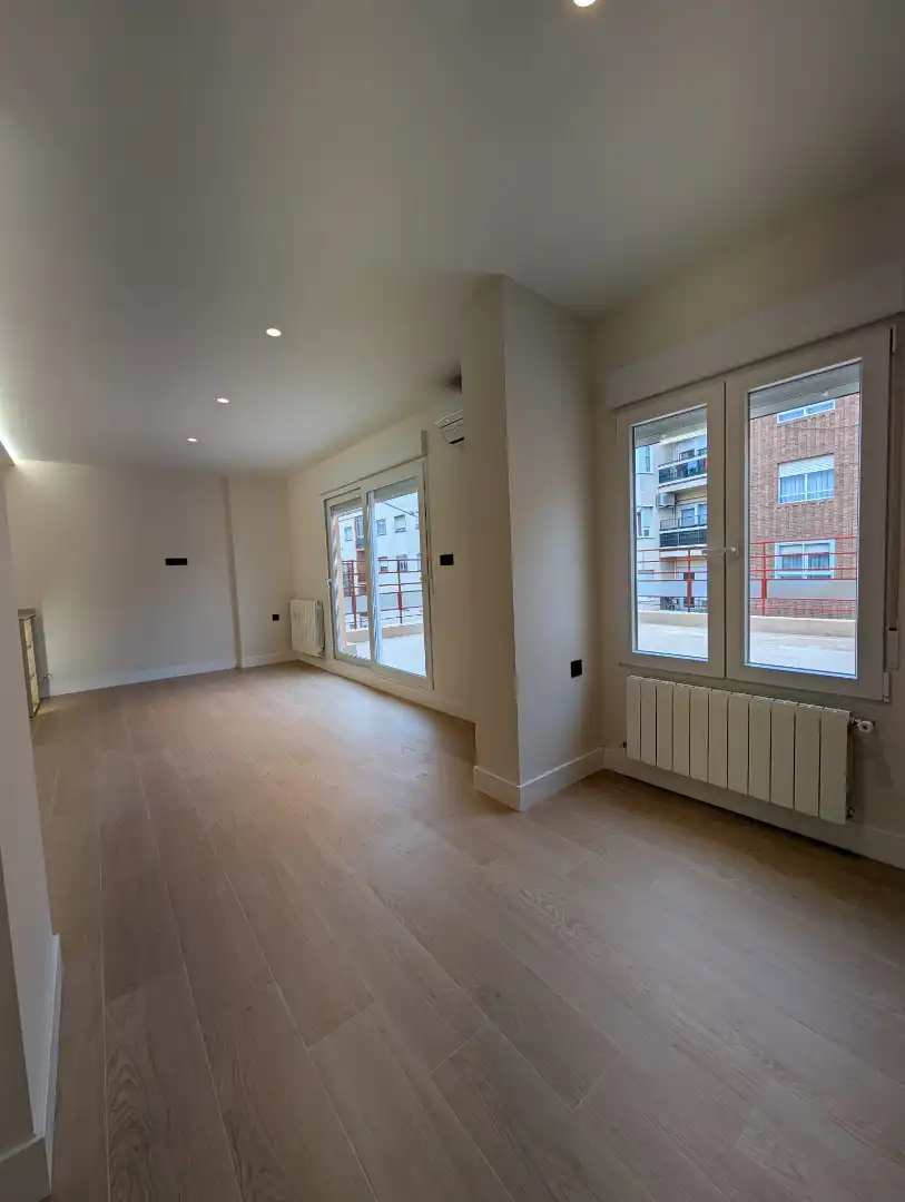 Habitación de Ático en venta en Albacete con Aire acondicionado, Calefacción y Terraza