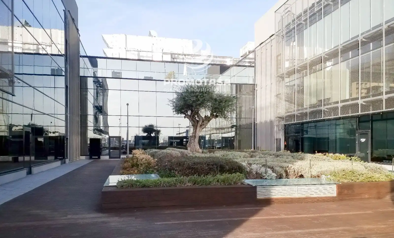 Vista exterior de Oficina de alquiler en Getafe con Aire acondicionado