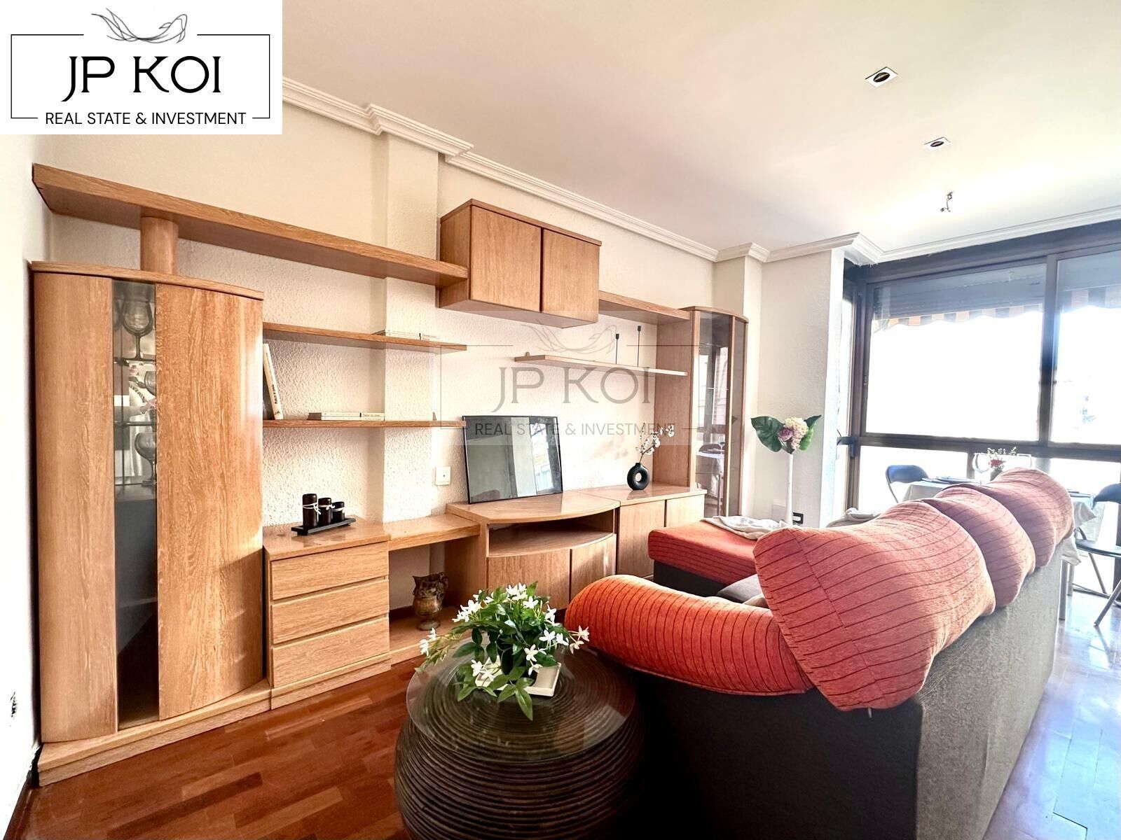 Sala de estar de Piso de alquiler con opción a compra en  Madrid Capital
