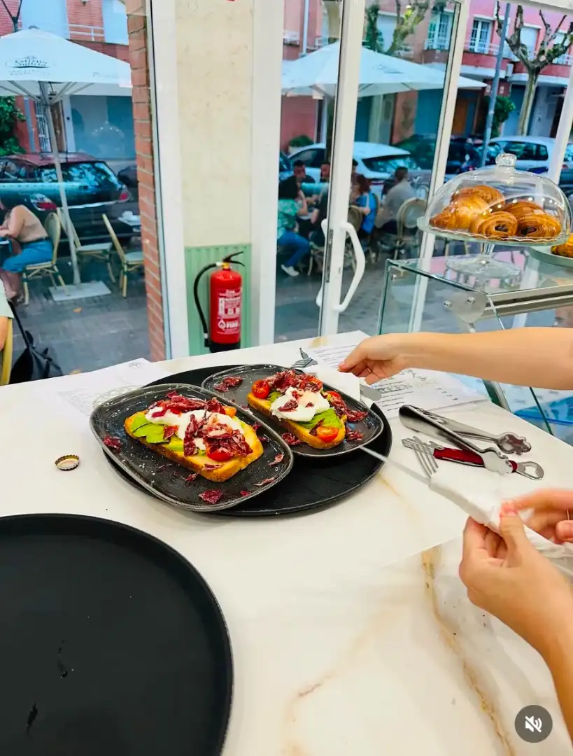 Gewerbefläche zur Übernahme in Torre-roja-Campreciós, imagen 2