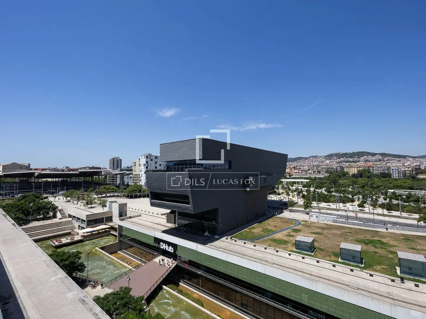 Vista exterior de Piso en venta en Barcelona con Aire acondicionado, Parquet y Terraza