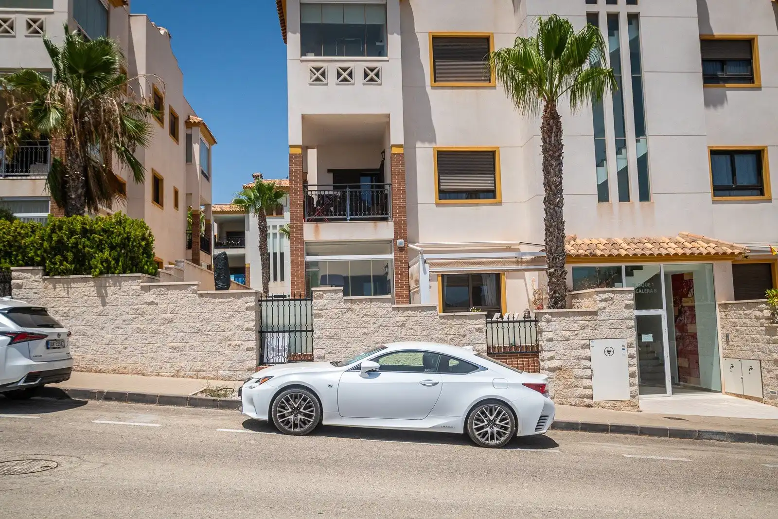 Vista exterior de Apartamento en venta en Guardamar del Segura con Calefacción, Jardín privado y Terraza