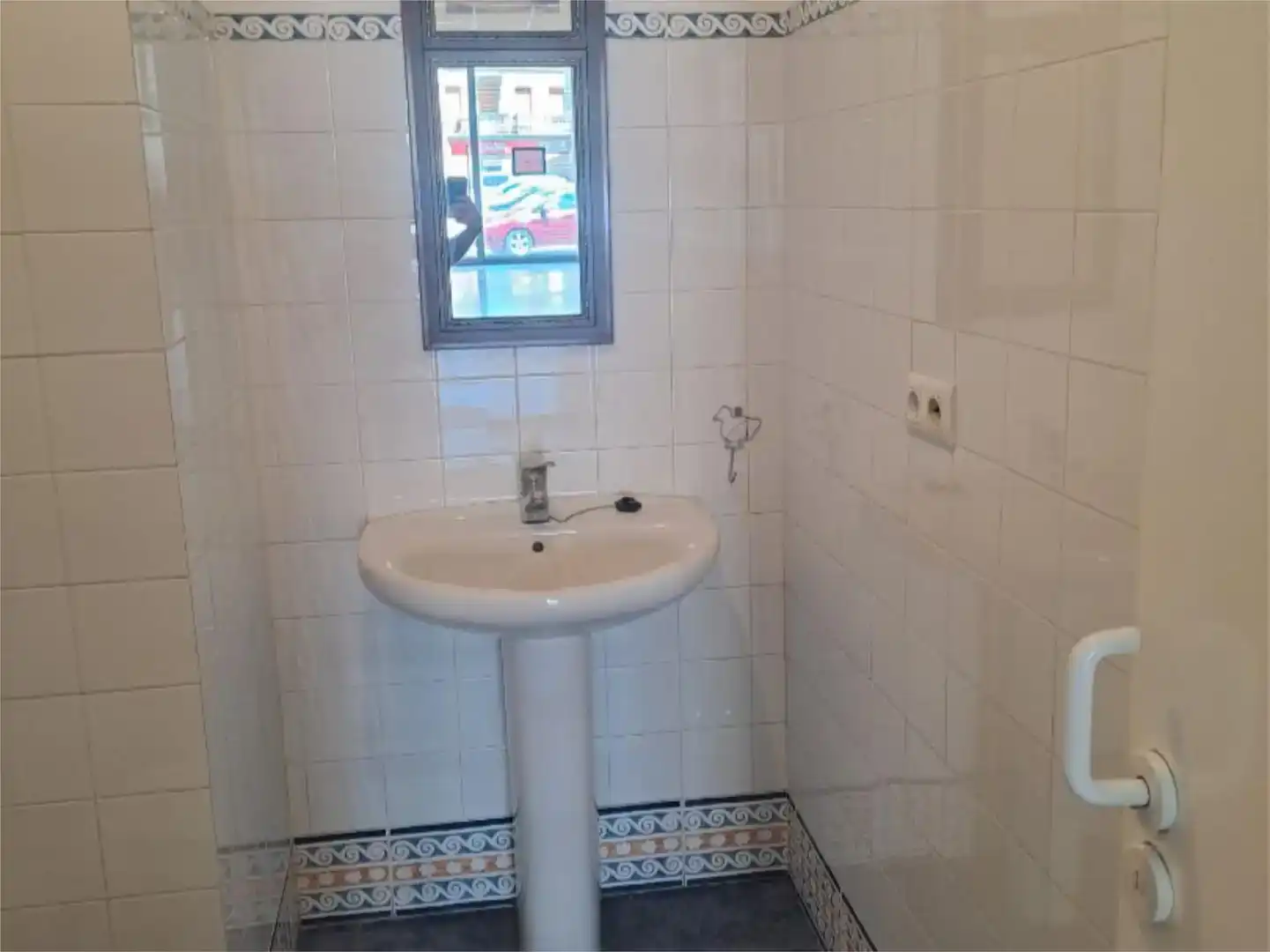 Bany de Local de lloguer en Montijo, Badajoz