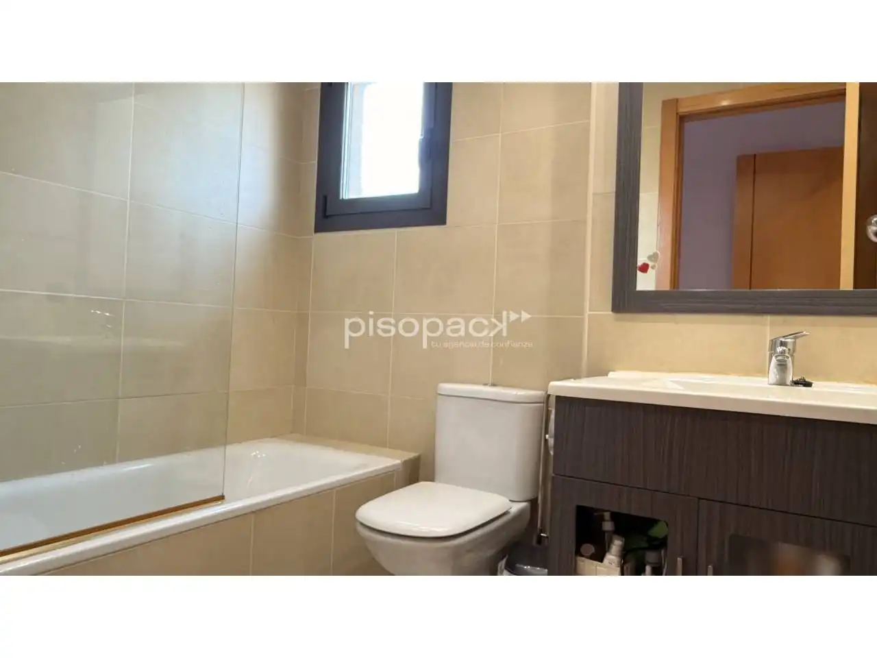 Baño de Piso en venta en Berrioplano / Berriobeiti con Calefacción, Parquet y Terraza