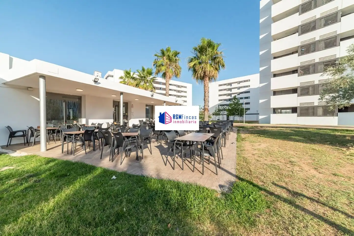 Terraza de Piso en venta en Sevilla con Aire acondicionado, Calefacción y Jardín privado