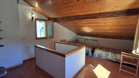 Ocasión única en ortigosa en cameros, casa de 3 plantas, para entrar a vivir, 4 habitaciones amplio salón, 2 baños, merendero, coc, imatge 4
