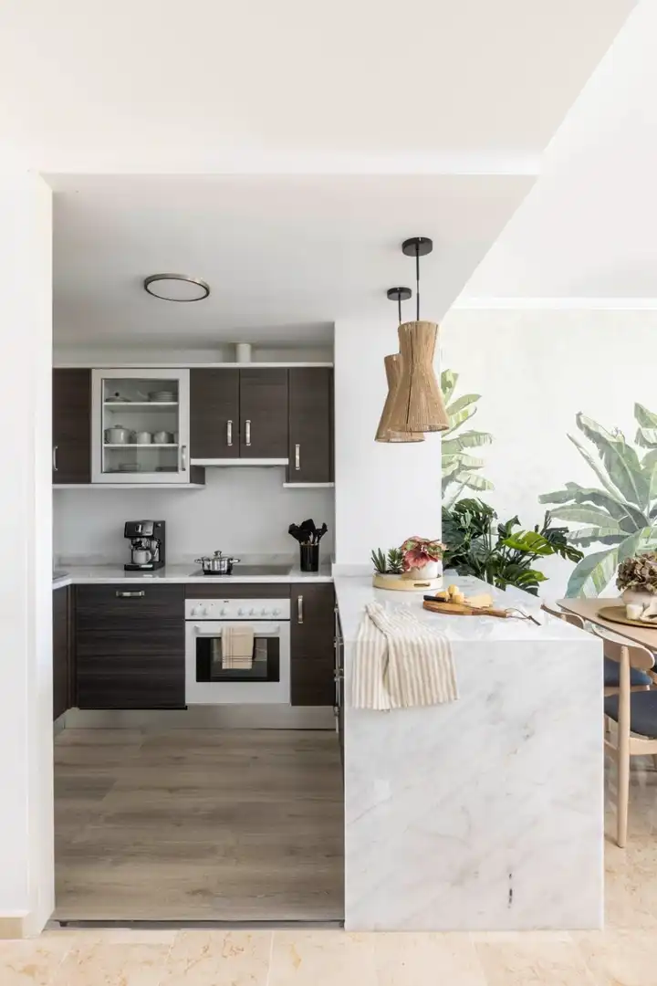 Cuina de Apartament en venda en Manilva amb Aire condicionat, Jardí privat i Terrassa