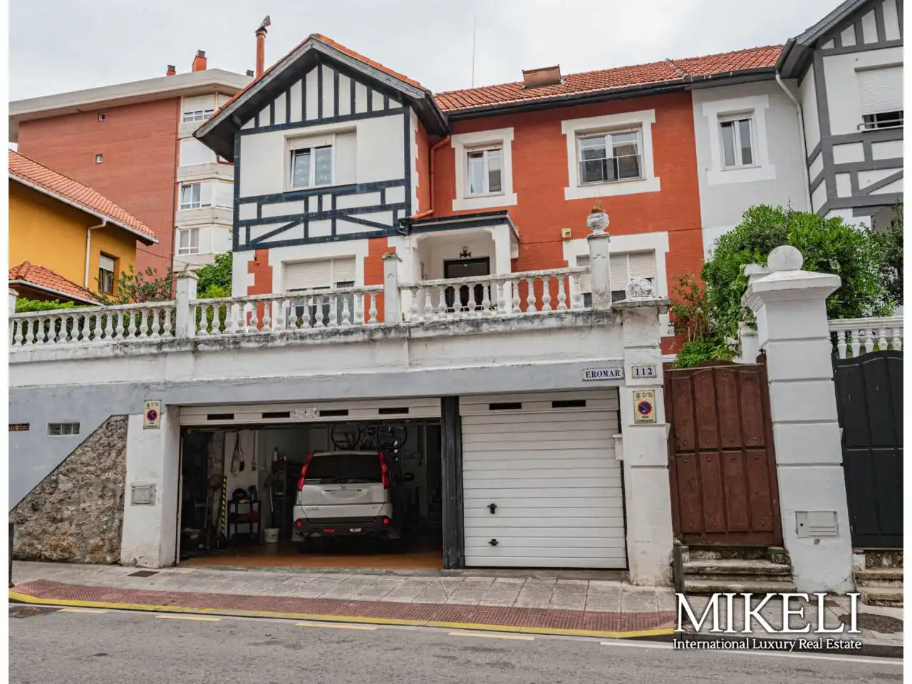 Außenansicht von Haus oder Chalet zum Verkauf in Santander mit Heizung, Privatgarten und Parkett