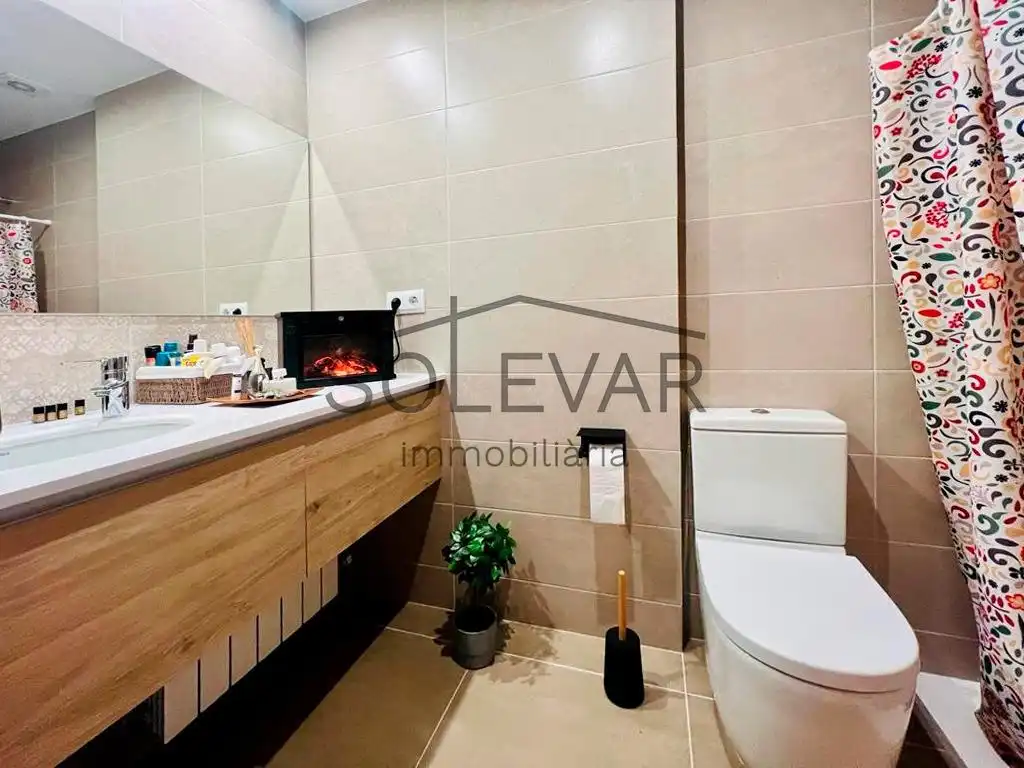 Baño de Piso en venta en Sort con Calefacción, Terraza y Trastero