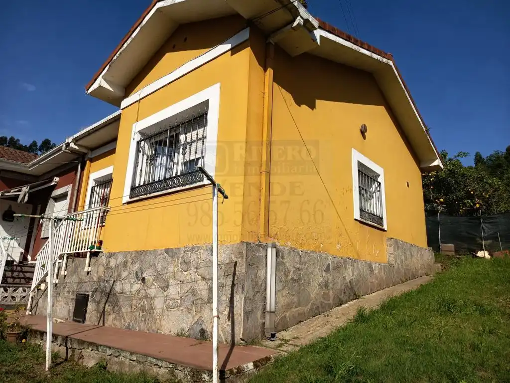 Exterior view of Houses for sale in Avilés  with Furnished
