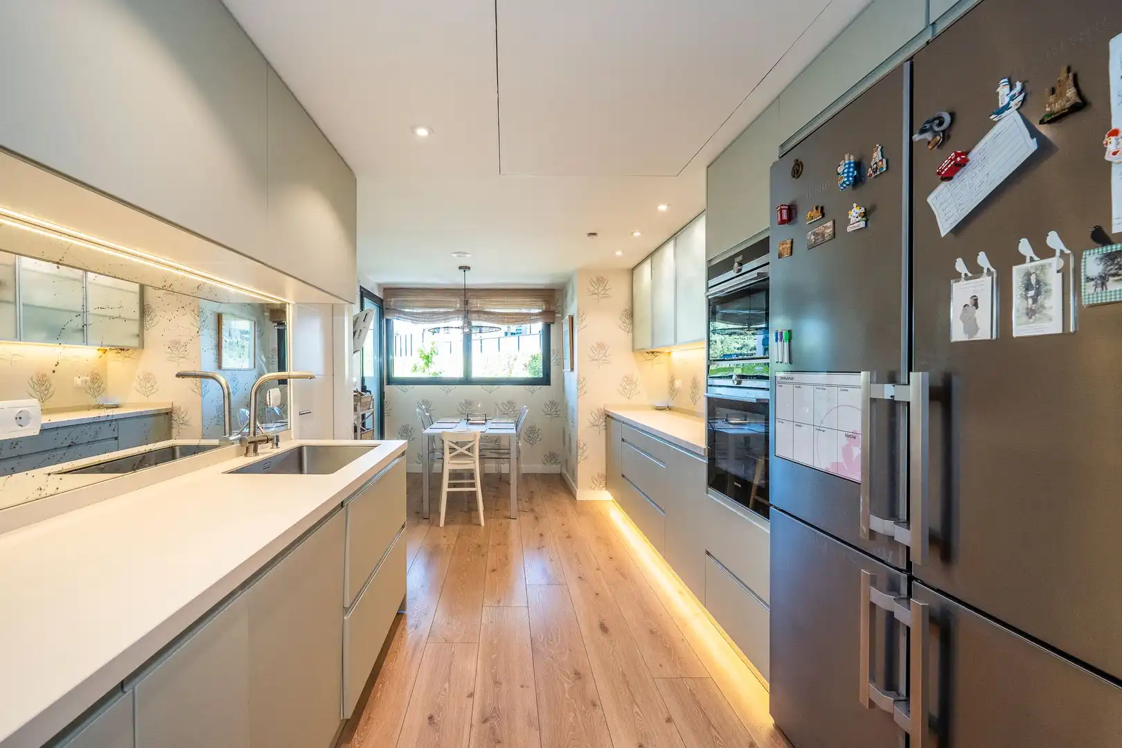 Kitchen of Flat for sale in La Moraleja  with Air Conditioner, Heating and Private garden