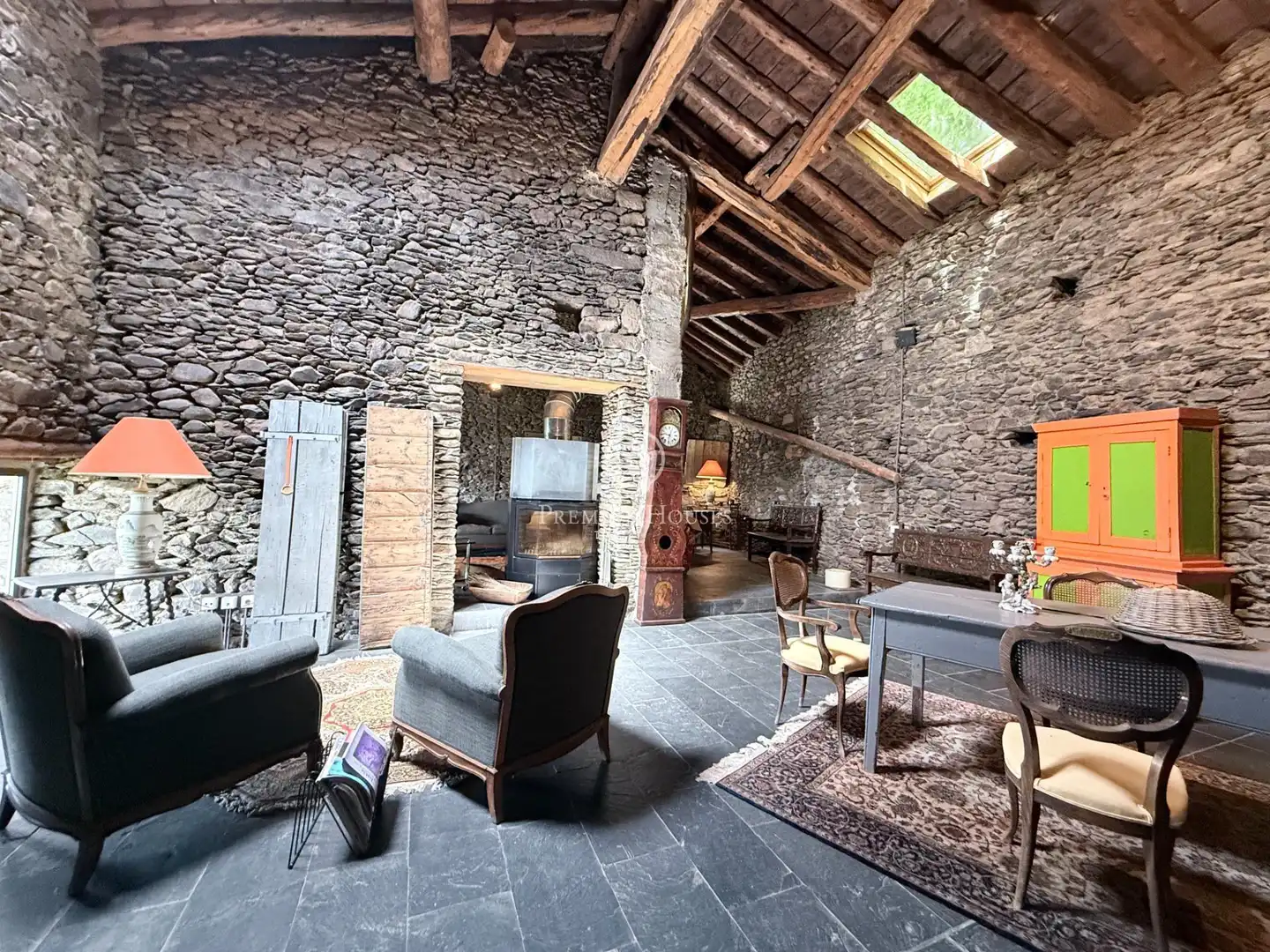 Sala d'estar de Finca rústica en venda en Guils de Cerdanya amb Jardí privat i Traster