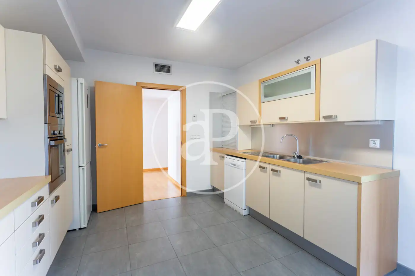 Küche von Wohnung zur Miete in Mataró mit Klimaanlage, Heizung und Terrasse