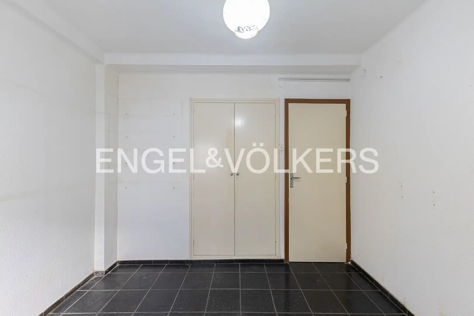 Wohnung zum Verkauf in Barcelona mit Heizung