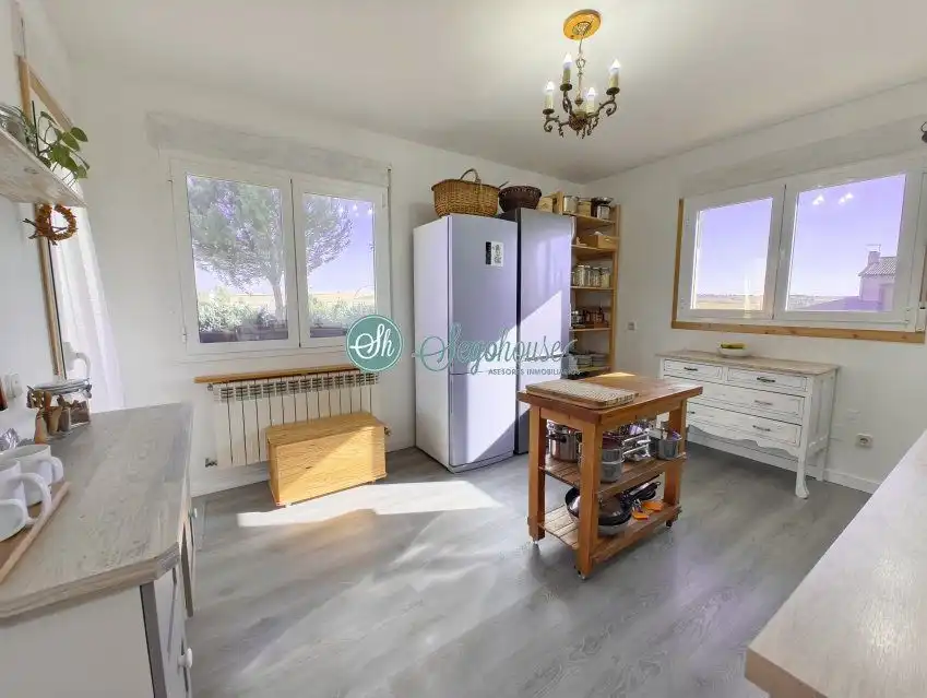 Villa zum Verkauf in Santa María la Real de Nieva, imagen 21