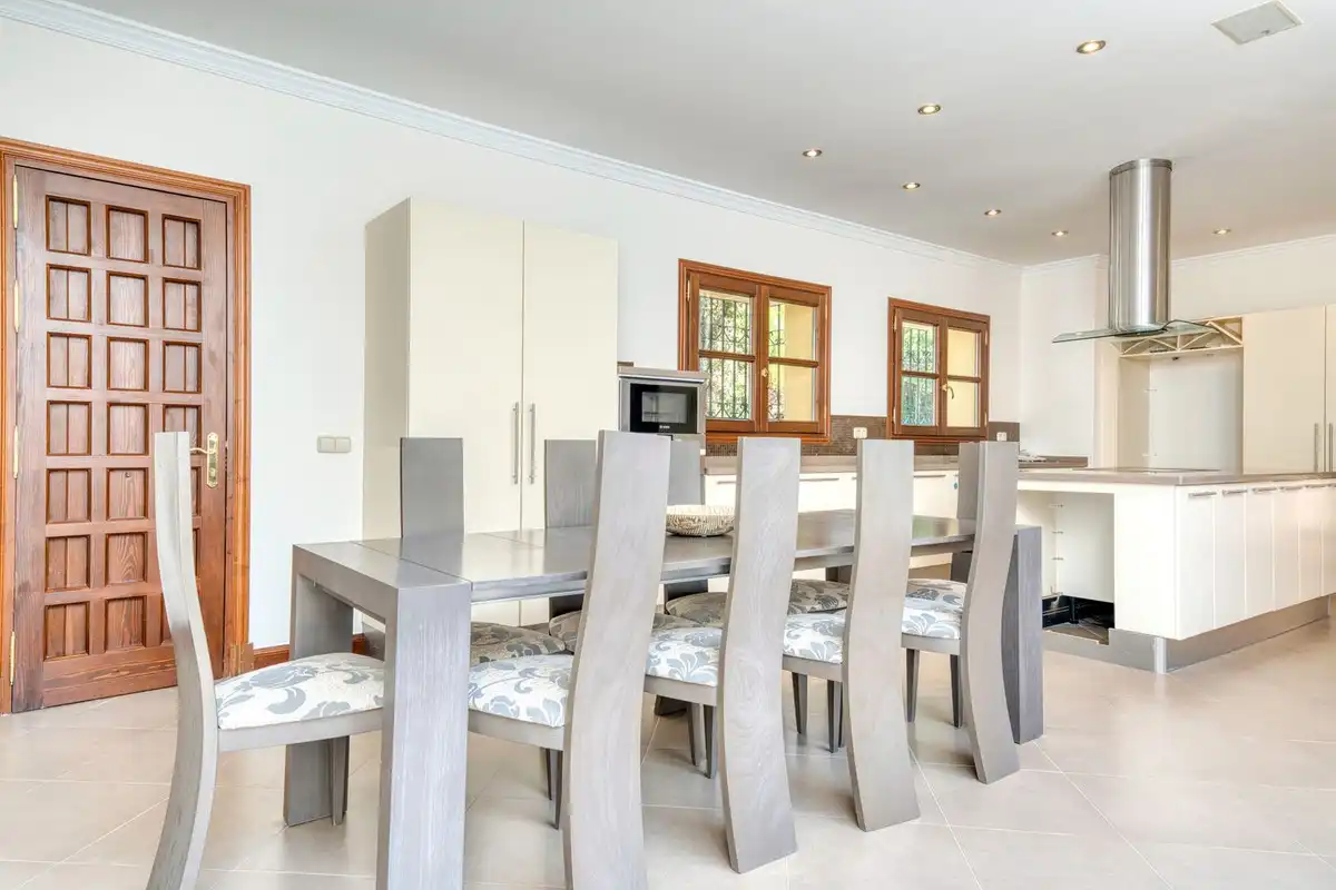 Comedor de Casa o chalet en venta en Benahavís con Aire acondicionado, Jardín privado y Terraza