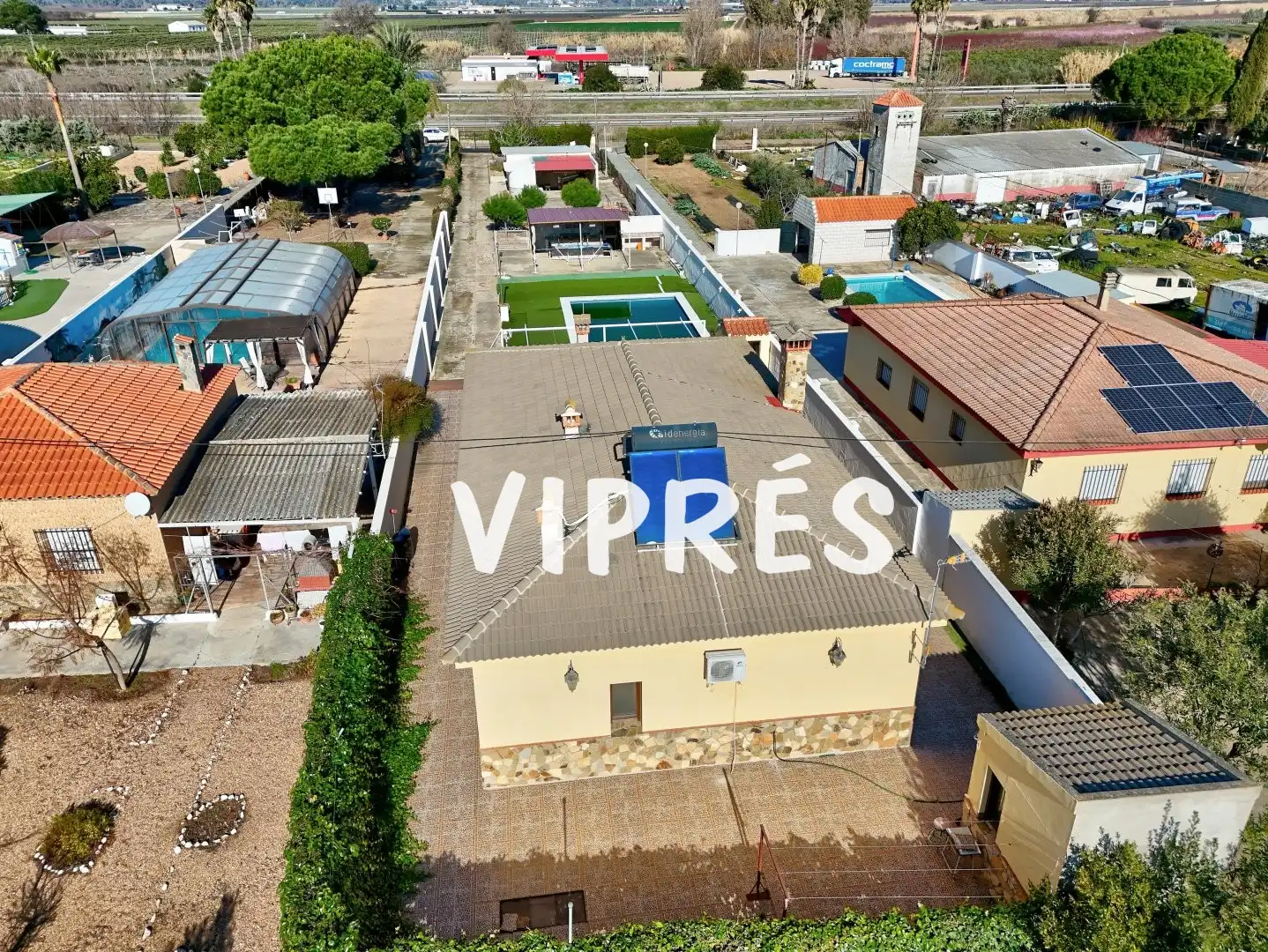 Chalet con piscina en venta en Arroyo de San Serván, imagen 9