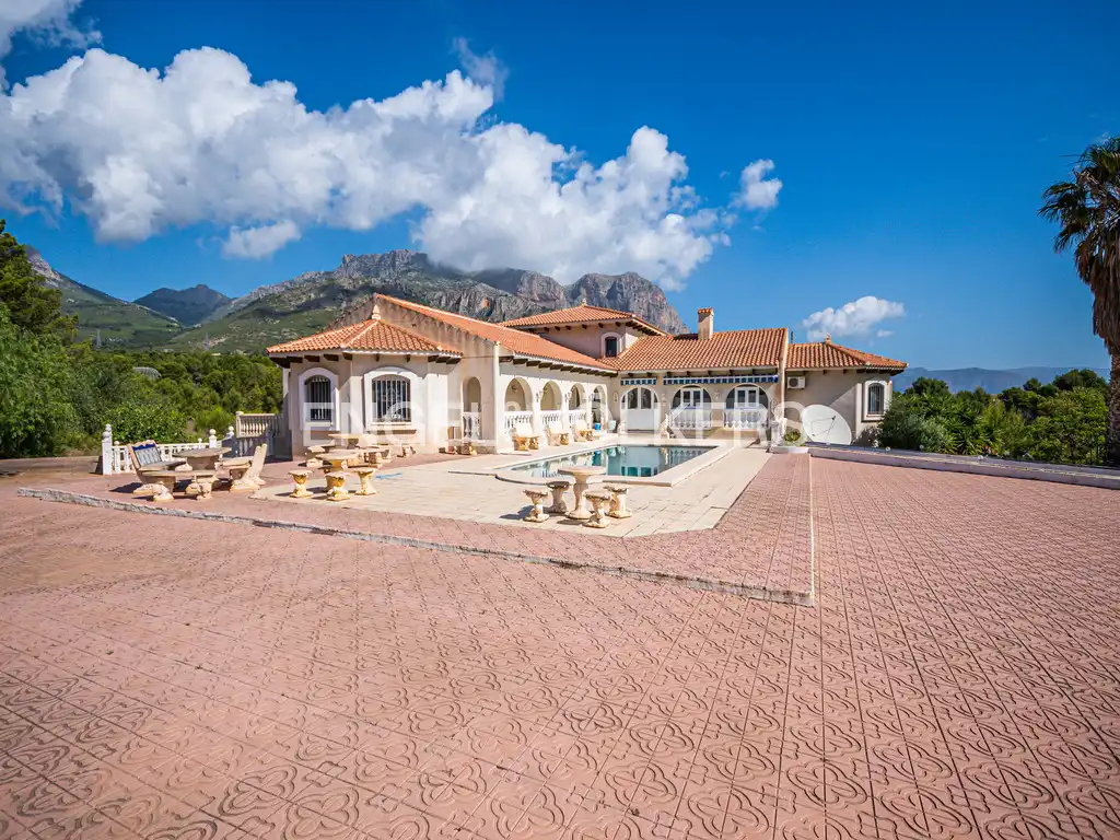 Haus mit Pool zum Verkauf in Montebello - Nou Espai, imagen 3