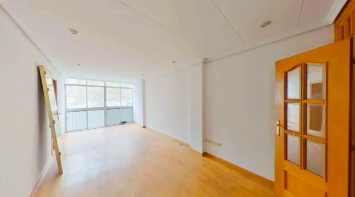 Flat for sale in Cornellà de Llobregat