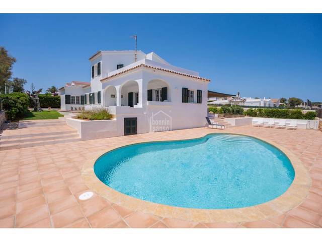 Casa-chalet en Venta en S'Algar - Alcalfar